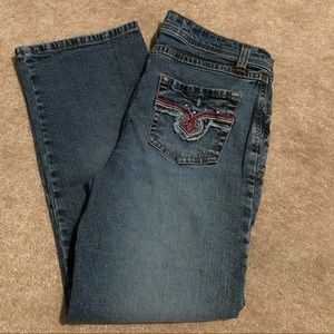 SO stretch jean capris